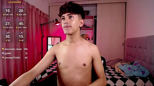 Snapshot of teobowny_ chatting on 01.09.25 teobowny online show from 01.09.25