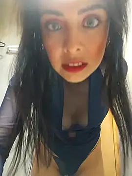 Snapshot of Vanessagirld chatting on 12.14.24 Vanessagirld online show from 12.14.24