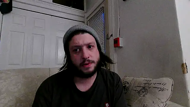 Snapshot of Marksoyer chatting on 12.19.24 Marksoyer online show from 12.19.24