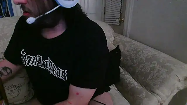 Snapshot of Marksoyer chatting on 02.09.25 Marksoyer online show from 02.09.25