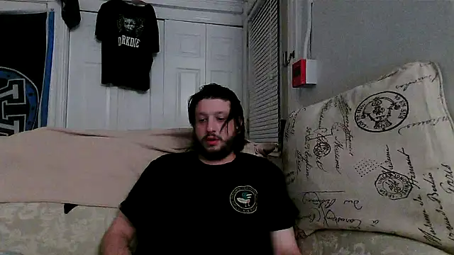 Snapshot of Marksoyer chatting on 10.20.25 Marksoyer online show from 10.20.25