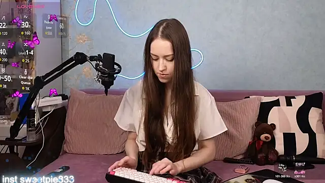 Anal Girl  online show from 12.22.25