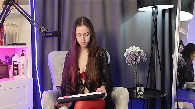 Snapshot of Anal_Girl_ chatting on 06.09.26 Anal Girl online show from 06.09.26