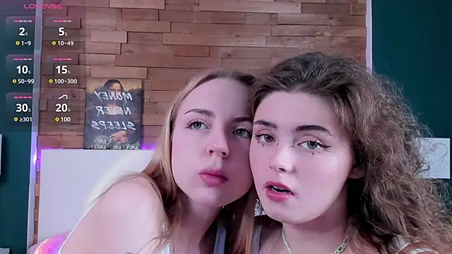 Mona aLisa online show from 12.03.24