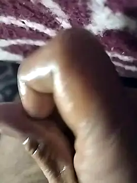 Snapshot of nidansohib1230 chatting on 01.28.25 nidansohib1230 online show from 01.28.25