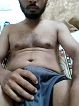 Snapshot of Punekarmanoj97 chatting on 10.29.25 Punekarmanoj97 online show from 10.29.25