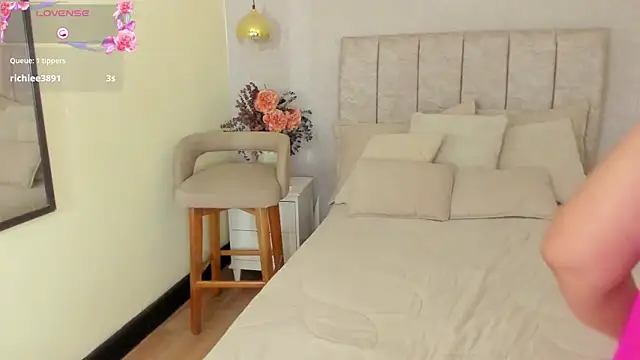 tutu milf online show from 06.13.26