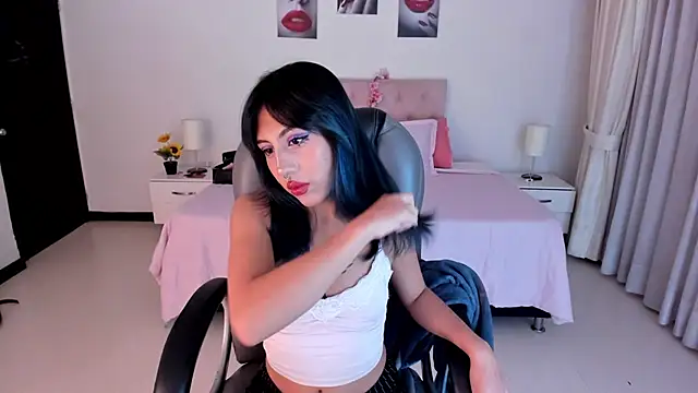 Kitty Pam online show from 03.08.25