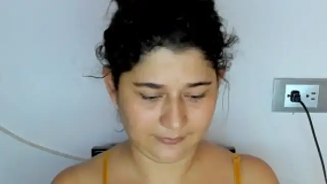 alinabozz1 online show from 05.03.26