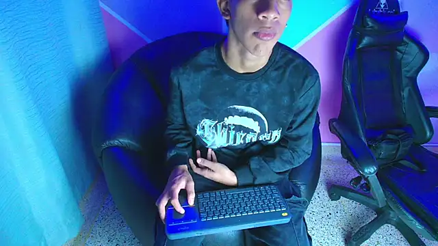 Snapshot of hares_mds chatting on 12.02.25 hares mds online show from 12.02.25