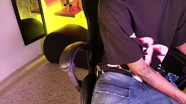 Snapshot of hares_mds chatting on 01.10.26 hares mds online show from 01.10.26