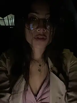 Jade Zephyra online show from 12.15.24