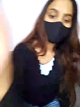 Snapshot of Surbhi_Ji chatting on 12.18.24 Surbhi Ji online show from 12.18.24