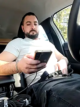 Snapshot of titi91 chatting on 02.17.25 titi91 online show from 02.17.25