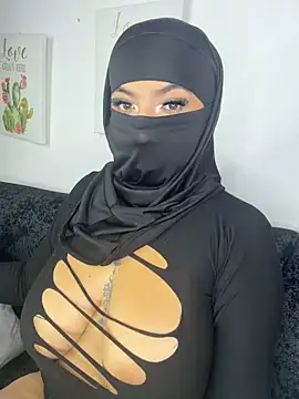 Snapshot of zulema_parvin chatting on 05.23.26 zulema parvin online show from 05.23.26