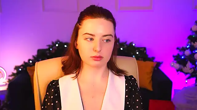 Snapshot of AnnTerry_ chatting on 01.13.25 AnnTerry online show from 01.13.25