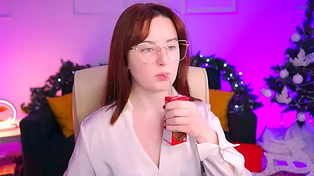 Snapshot of AnnTerry_ chatting on 01.24.25 AnnTerry online show from 01.24.25