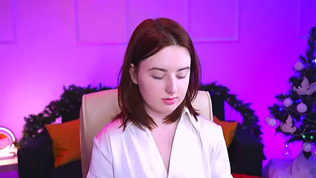 Snapshot of AnnTerry_ chatting on 01.28.25 AnnTerry online show from 01.28.25