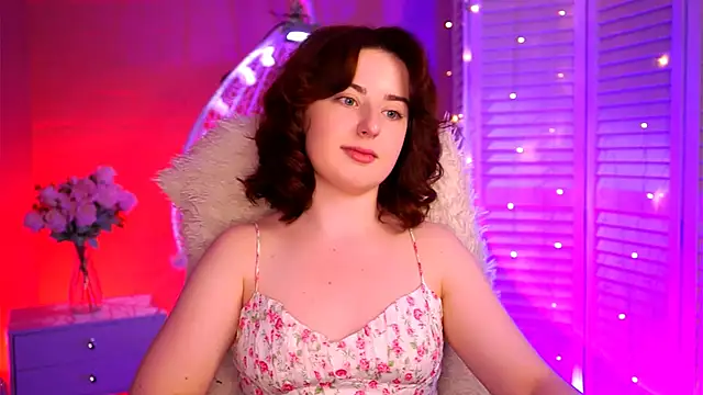 Snapshot of AnnTerry_ chatting on 02.07.25 AnnTerry online show from 02.07.25