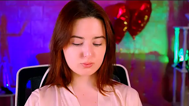 Snapshot of AnnTerry_ chatting on 03.08.25 AnnTerry online show from 03.08.25