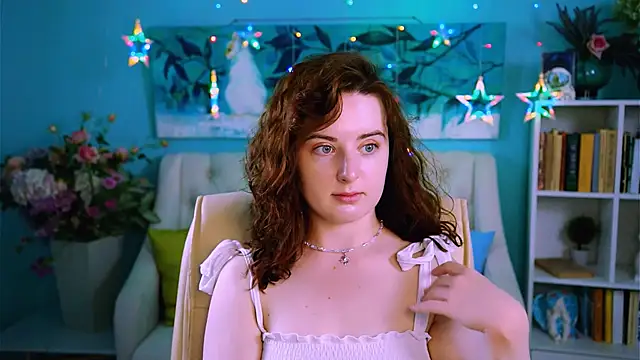 Snapshot of AnnTerry_ chatting on 09.24.25 AnnTerry online show from 09.24.25