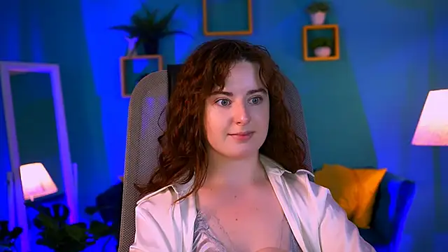 Snapshot of AnnTerry_ chatting on 10.05.25 AnnTerry online show from 10.05.25