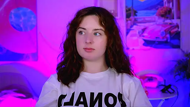 Snapshot of AnnTerry_ chatting on 10.27.25 AnnTerry online show from 10.27.25