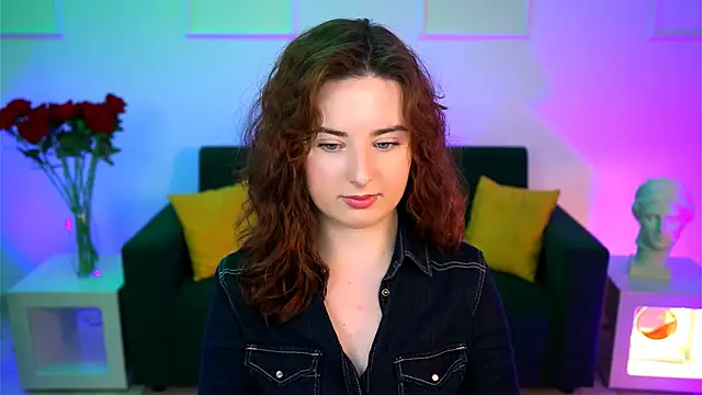 Snapshot of AnnTerry_ chatting on 11.19.25 AnnTerry online show from 11.19.25