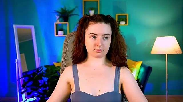 Snapshot of AnnTerry_ chatting on 12.15.25 AnnTerry online show from 12.15.25