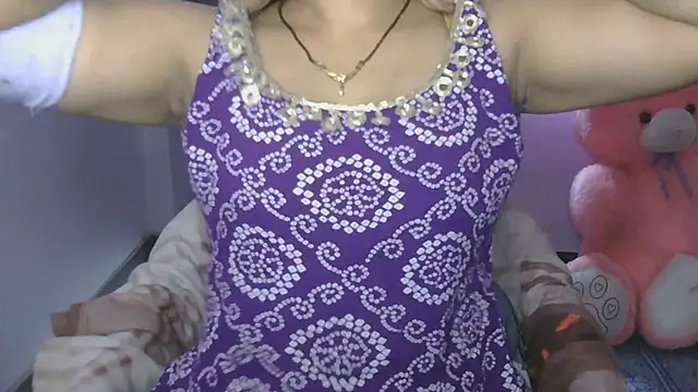 Snapshot of cutie-taara chatting on 06.28.26 cutie-taara online show from 06.28.26
