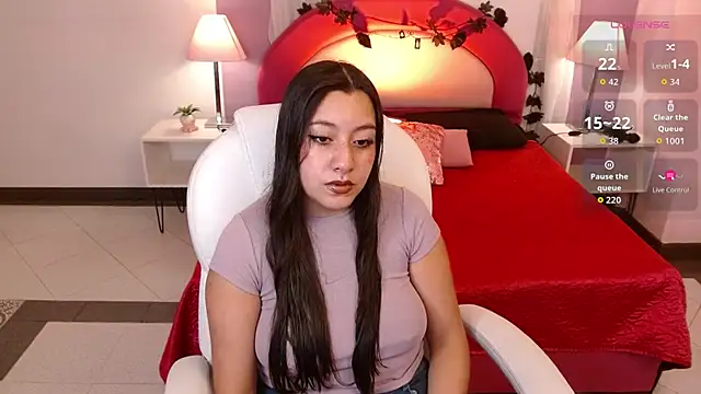 Snapshot of Paulis_gh chatting on 11.06.25 Paulis gh online show from 11.06.25