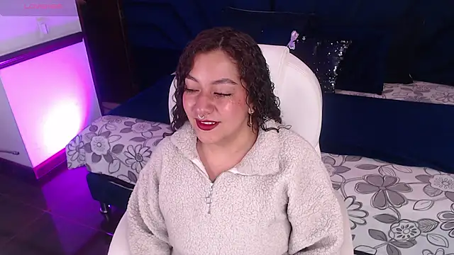 Snapshot of Paulis_gh chatting on 12.16.25 Paulis gh online show from 12.16.25