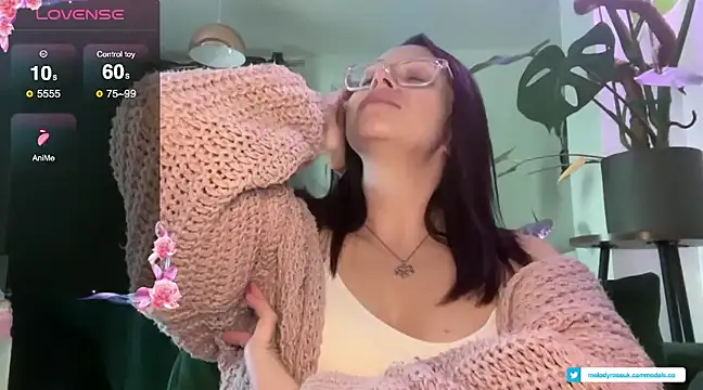 Snapshot of MelodyRoseUk chatting on 02.16.25 MelodyRoseUk online show from 02.16.25