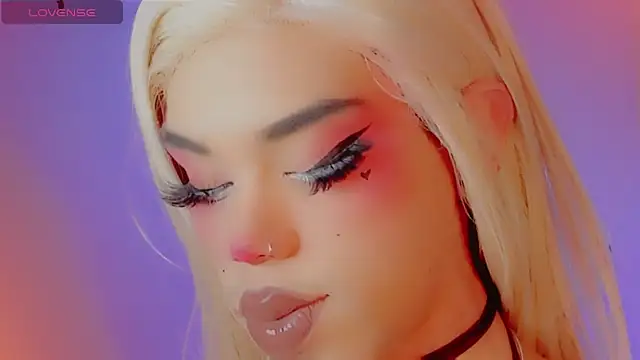 DanniLee  online show from 12.14.25