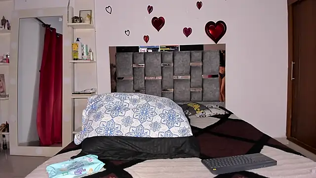 Snapshot of Carol_M8 chatting on 03.01.25 Carol M8 online show from 03.01.25