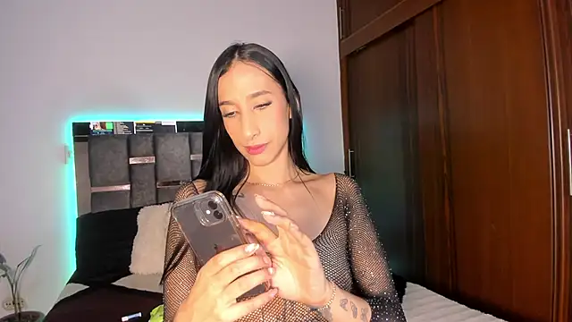 Snapshot of Carol_M8 chatting on 03.12.25 Carol M8 online show from 03.12.25