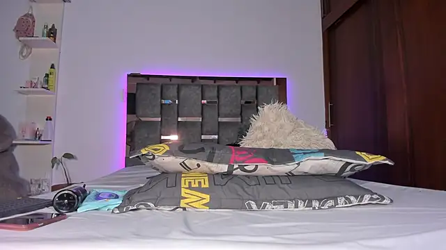 Snapshot of Carol_M8 chatting on 09.26.25 Carol M8 online show from 09.26.25