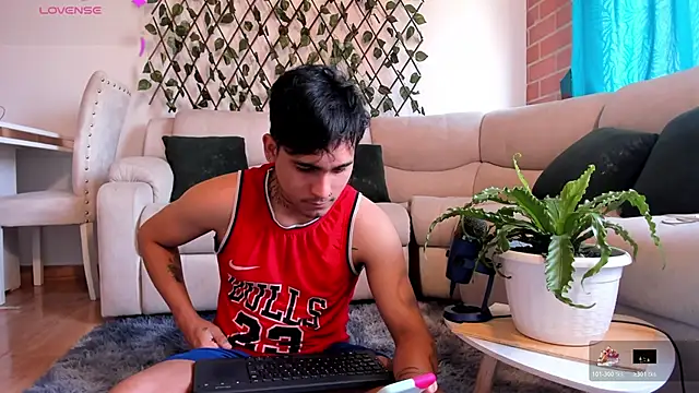 Snapshot of christianwang chatting on 12.16.25 christianwang online show from 12.16.25