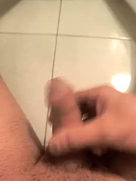 Snapshot of Pirico85 chatting on 11.19.25 Pirico85 online show from 11.19.25