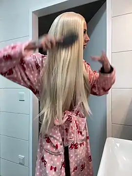 mrs skinny goddess online show from 05.14.26