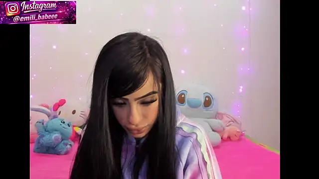 Snapshot of tamy_ian chatting on 05.13.26 tamy ian online show from 05.13.26