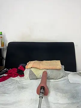 chiquimaturesexy online show from 06.13.26