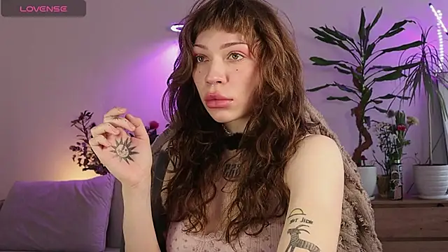 Snapshot of PaulaPratt chatting on 03.07.26 PaulaPratt online show from 03.07.26