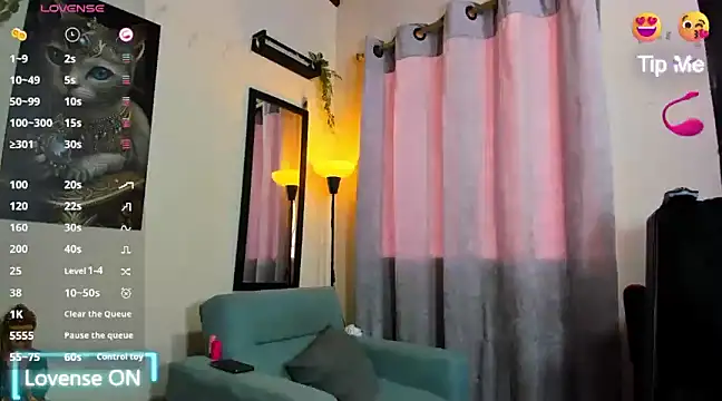 Snapshot of sabrina_clementss chatting on 01.17.25 sabrina clementss online show from 01.17.25