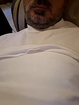 1talianBeutifulCock online show from 11.26.25