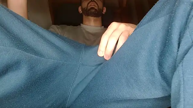 Snapshot of nass21cmm chatting on 02.19.26 nass21cmm online show from 02.19.26