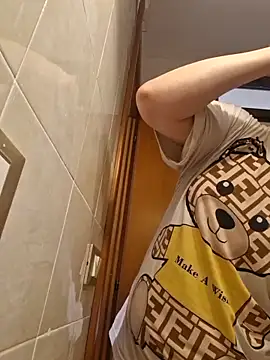 perla97 online show from 02.18.25