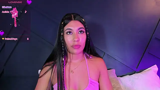 Emilyh  online show from 01.27.25