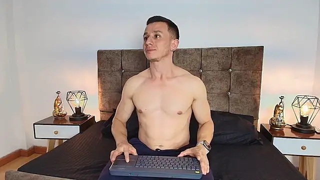 Andrewfalcon online show from 01.18.25