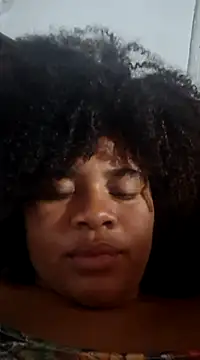 DANIELA MICHEL online show from 01.18.25